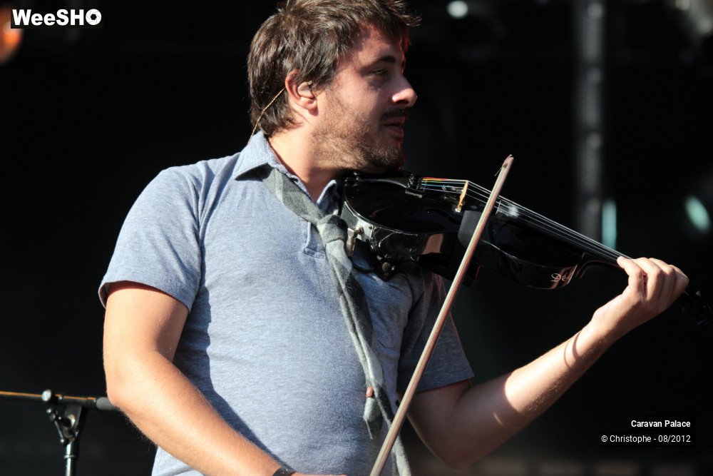1/50 photos du spectacle Caravan Palace