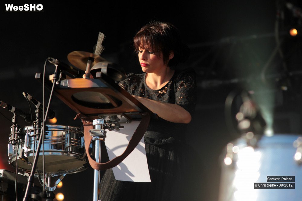5/50 photos du spectacle Caravan Palace