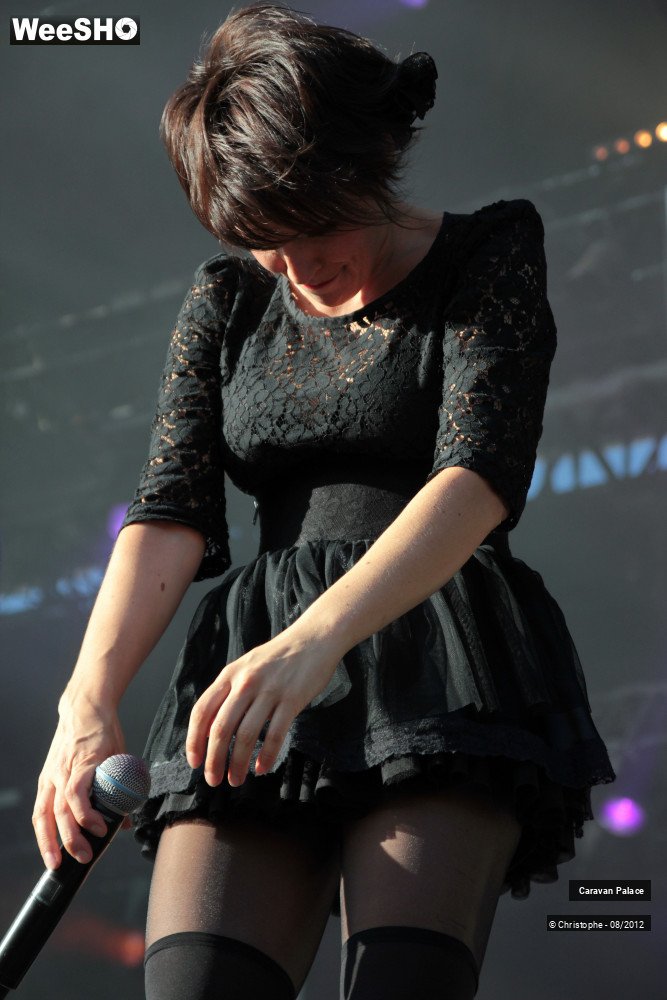 30/50 photos du spectacle Caravan Palace