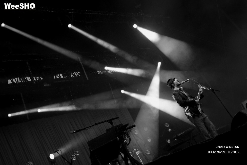 2/47 photos du spectacle Charlie Winston