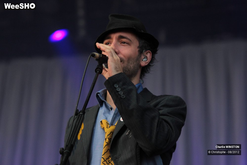 6/47 photos du spectacle Charlie Winston