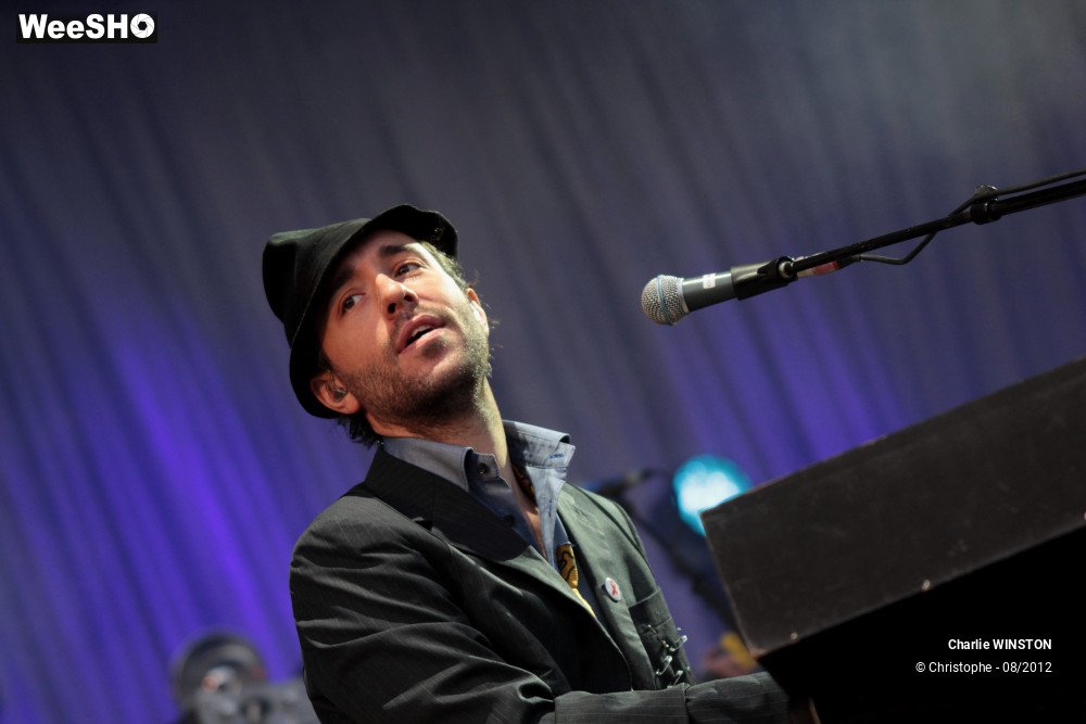 8/47 photos du spectacle Charlie Winston