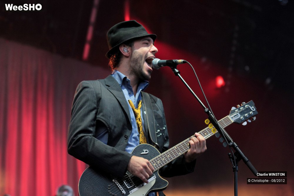 13/47 photos du spectacle Charlie Winston