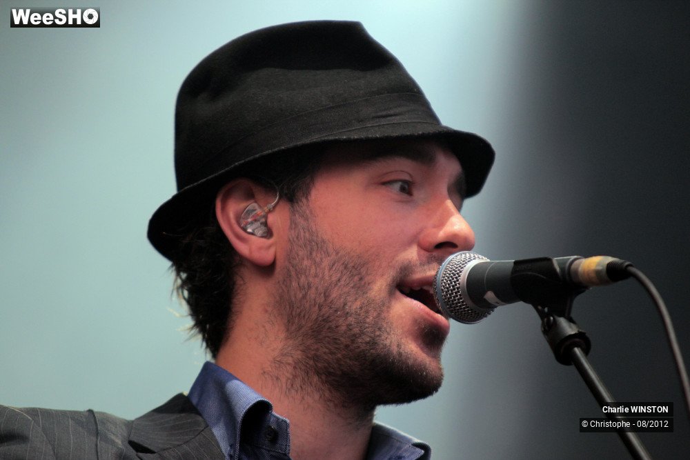 22/47 photos du spectacle Charlie Winston