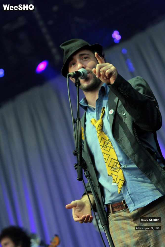 35/47 photos du spectacle Charlie Winston