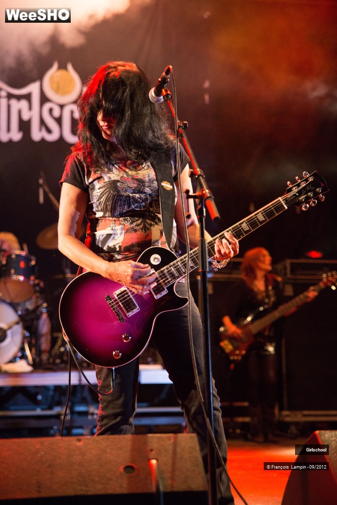 8/34 photos du spectacle Girlschool