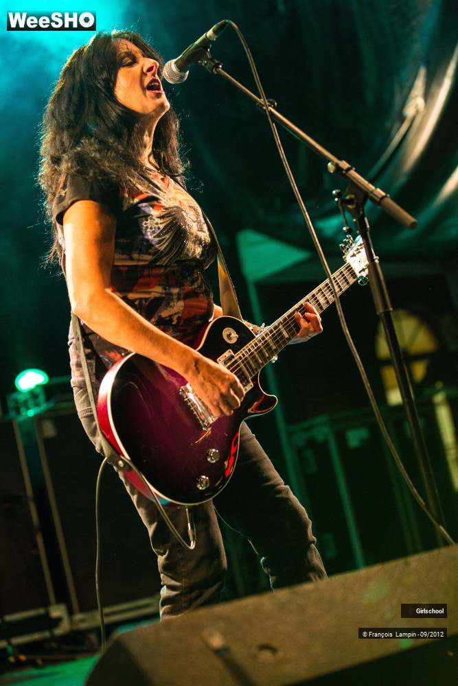 10/34 photos du spectacle Girlschool