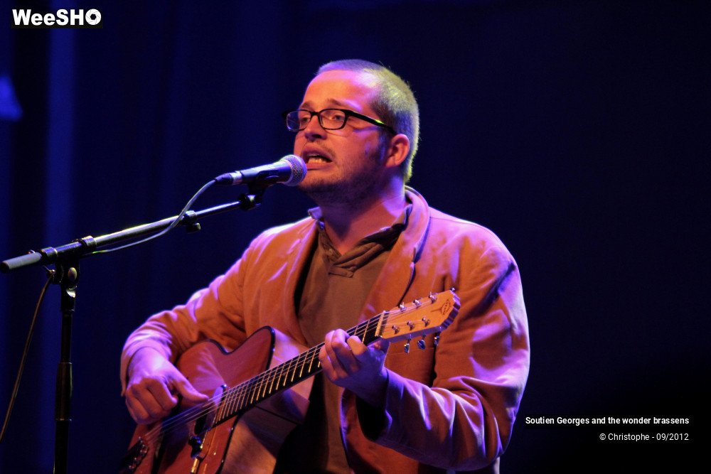 2/14 photos du spectacle Soutien Georges and the wonder brassens