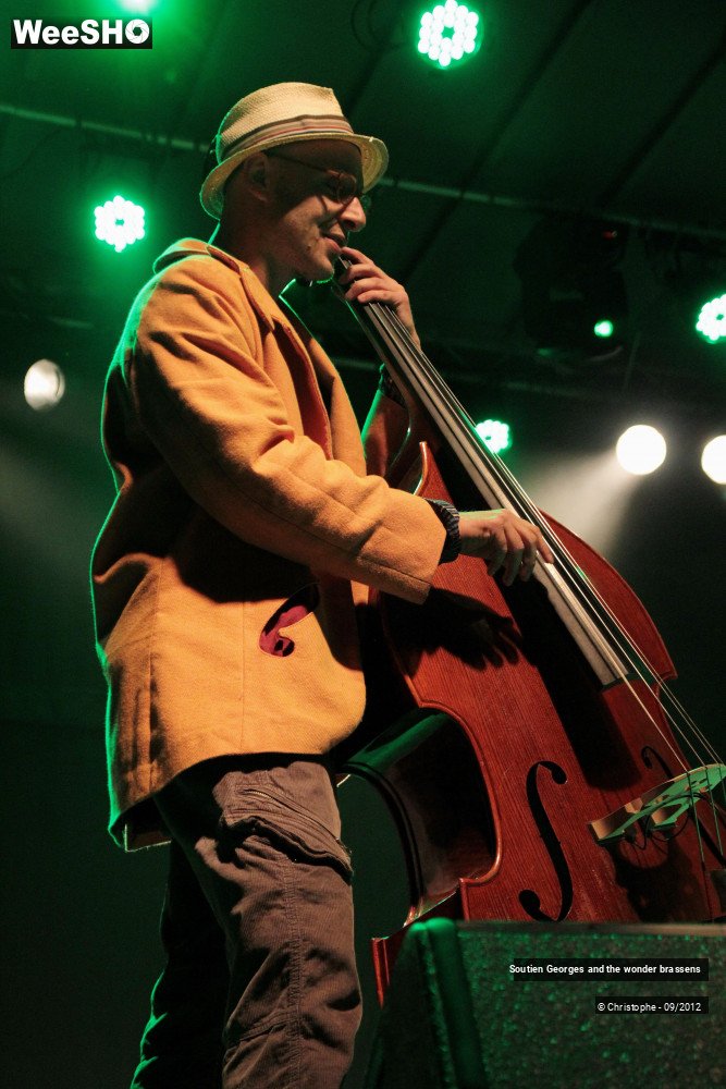 8/14 photos du spectacle Soutien Georges and the wonder brassens