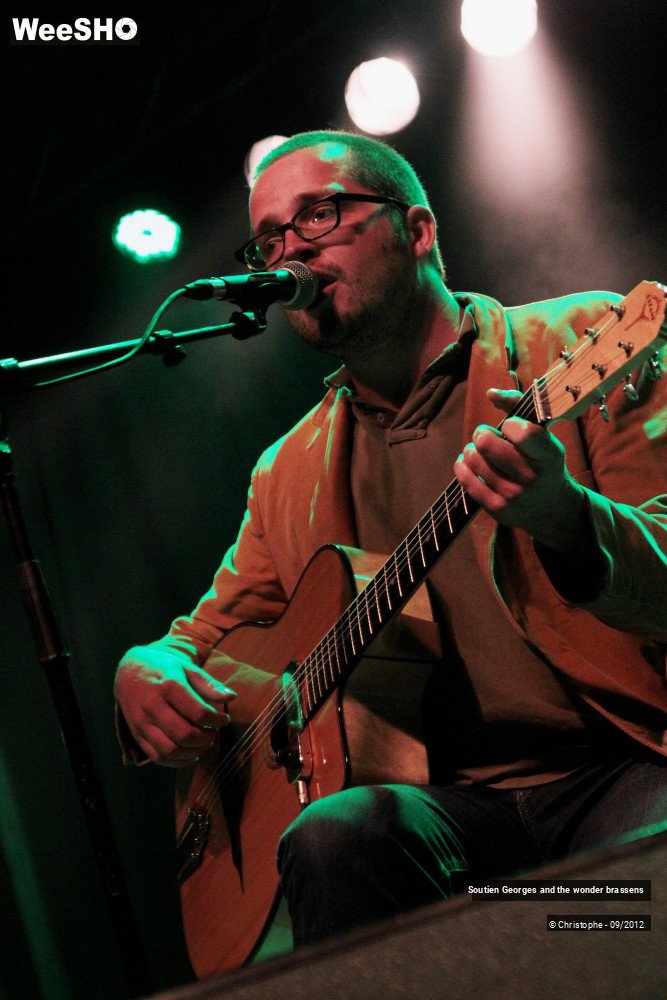 12/14 photos du spectacle Soutien Georges and the wonder brassens