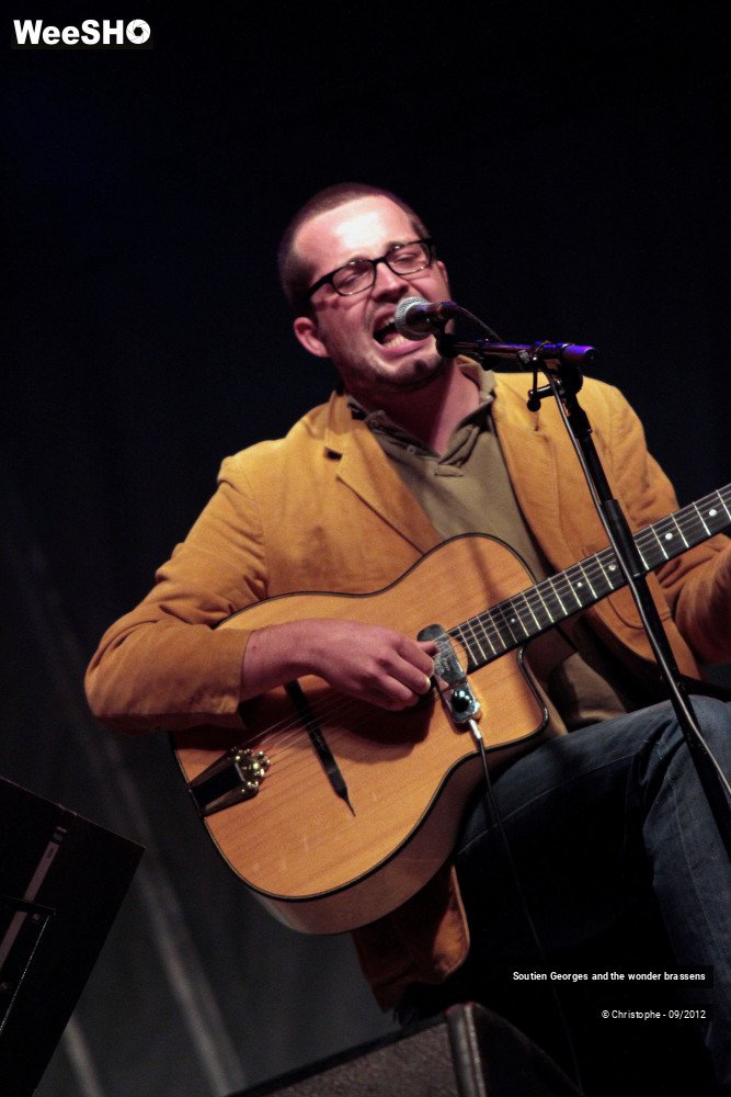 14/14 photos du spectacle Soutien Georges and the wonder brassens