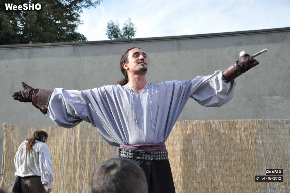 2/31 photos du spectacle Les 3 mousquetaires... en 1/2 heure
