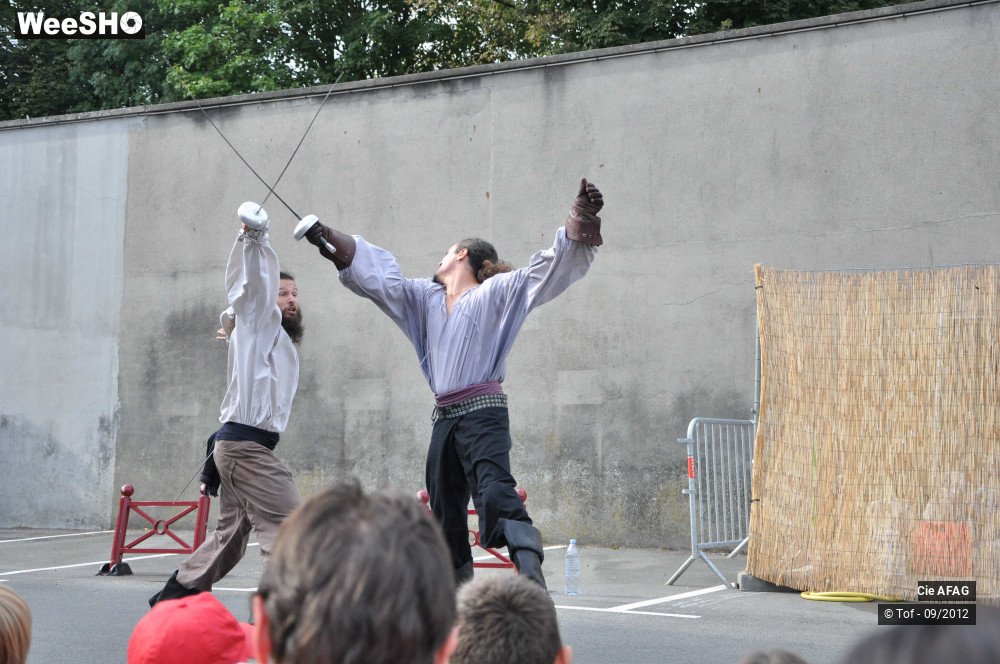 9/31 photos du spectacle Les 3 mousquetaires... en 1/2 heure