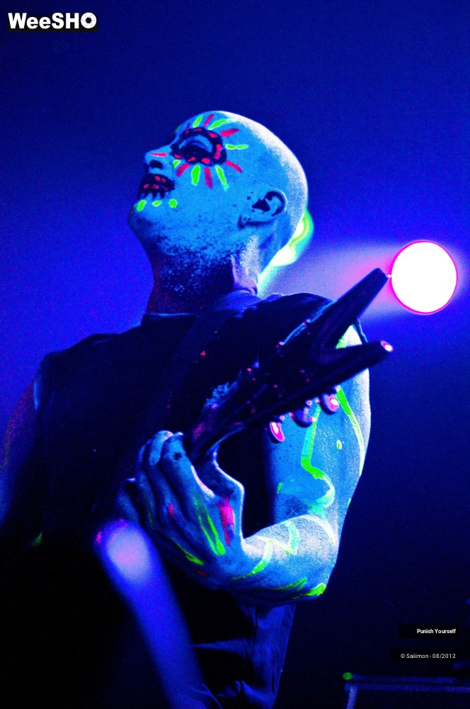 12/27 photos du spectacle Punish Yourself