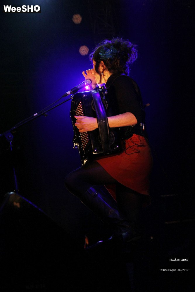 14/25 photos du spectacle Chloé Lacan