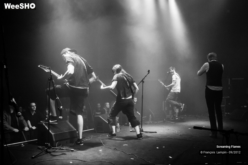 9/24 photos du spectacle Screaming Flames