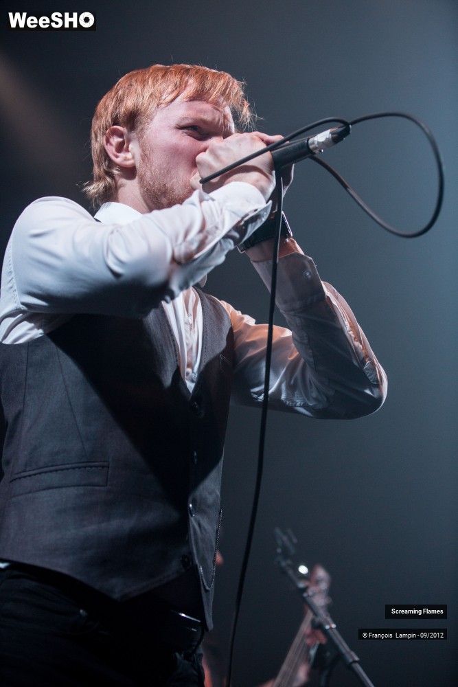 18/24 photos du spectacle Screaming Flames