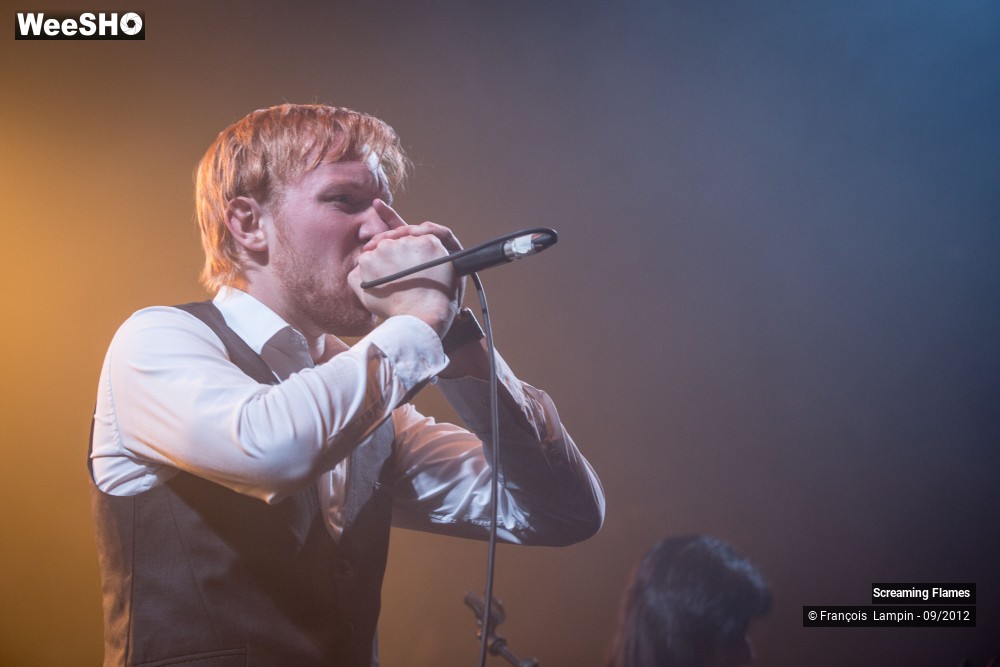 19/24 photos du spectacle Screaming Flames