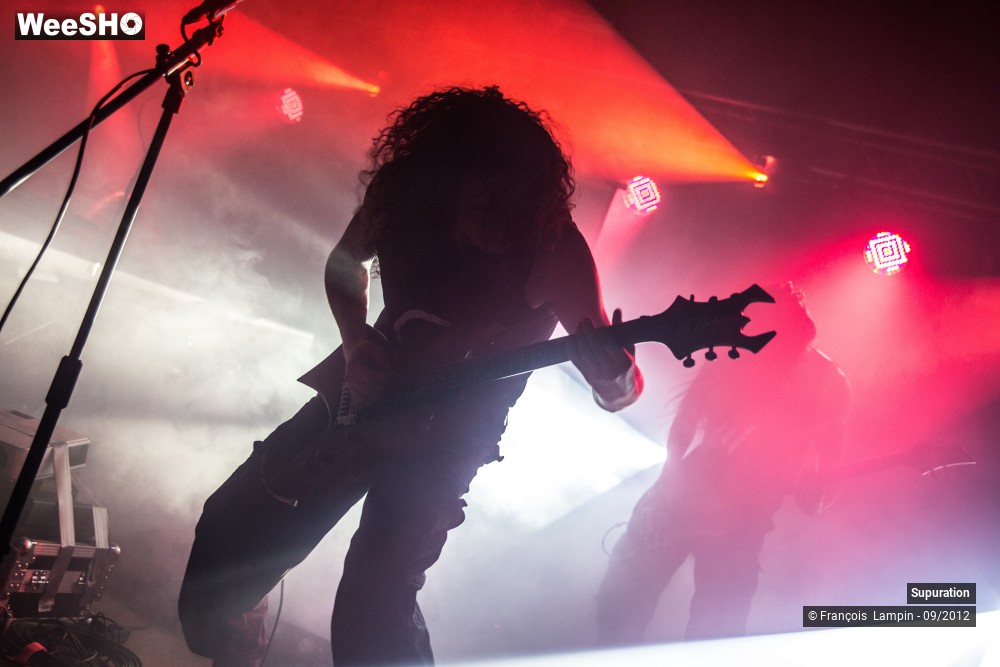 15/28 photos du spectacle Supuration