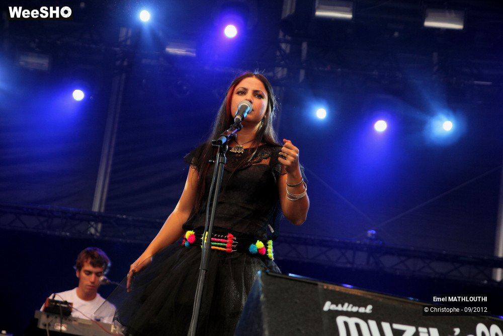 8/25 photos du spectacle Emel Mathlouthi