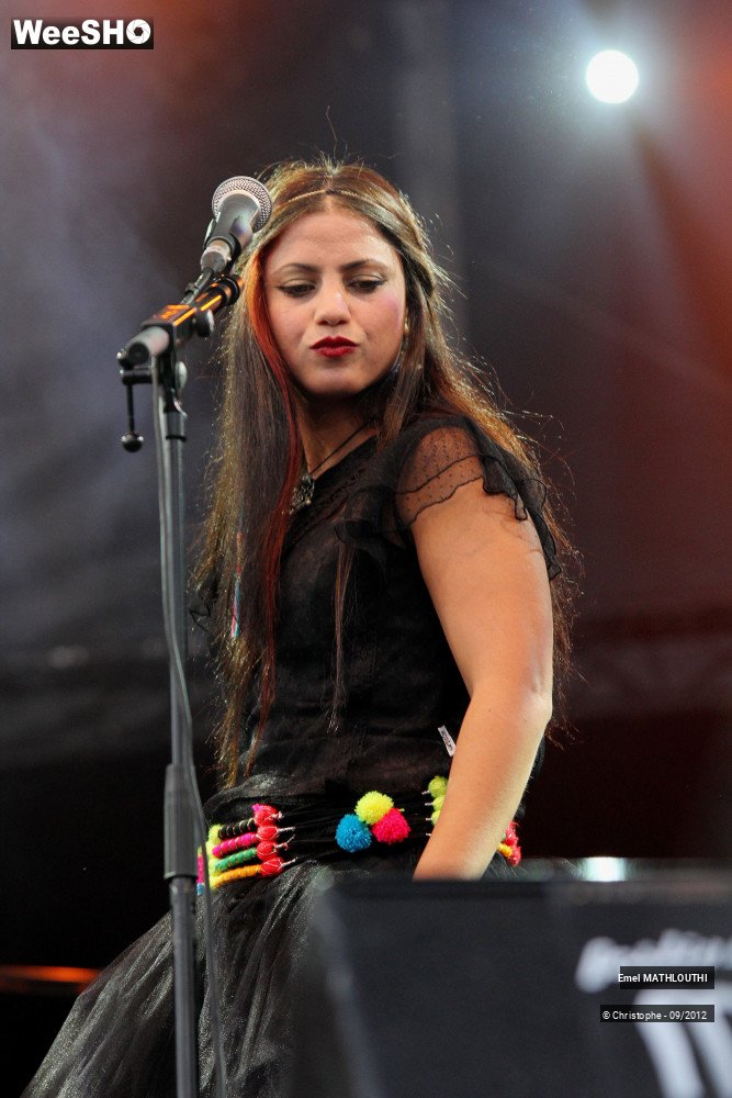 24/25 photos du spectacle Emel Mathlouthi