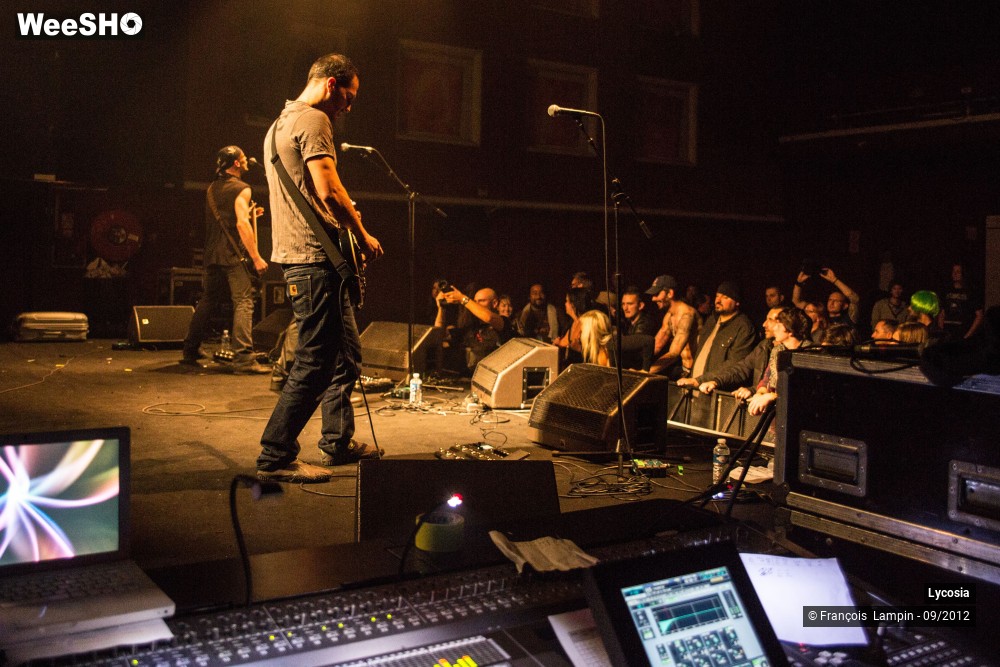 14/33 photos du spectacle Lycosia