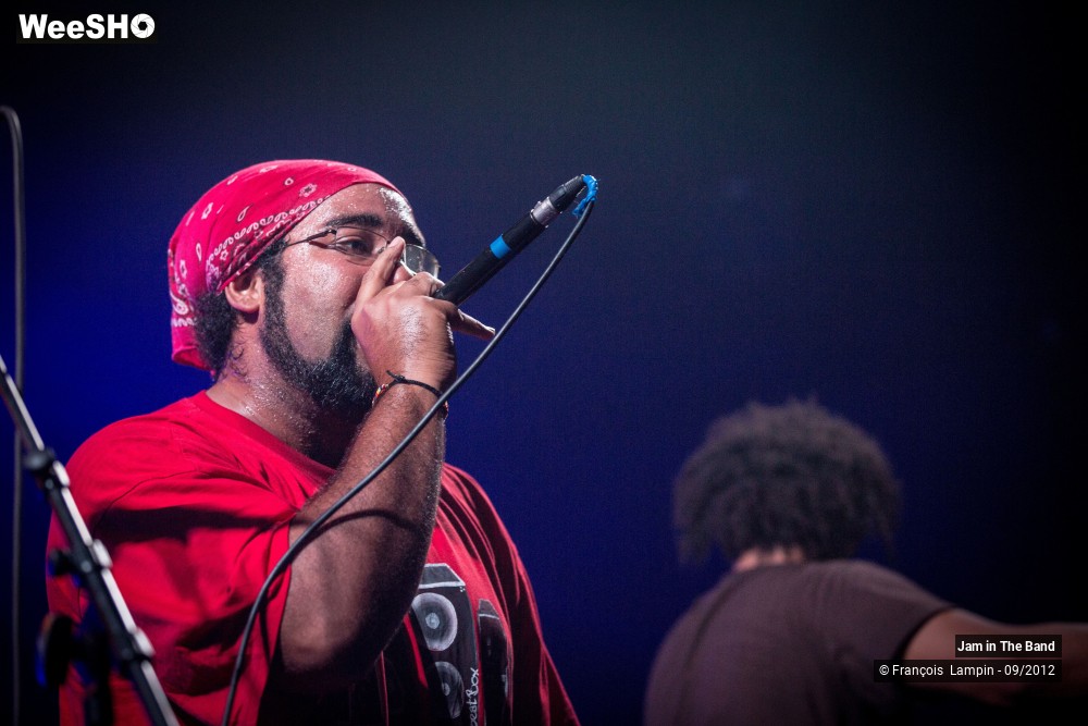 7/35 photos du spectacle Jam In The Band