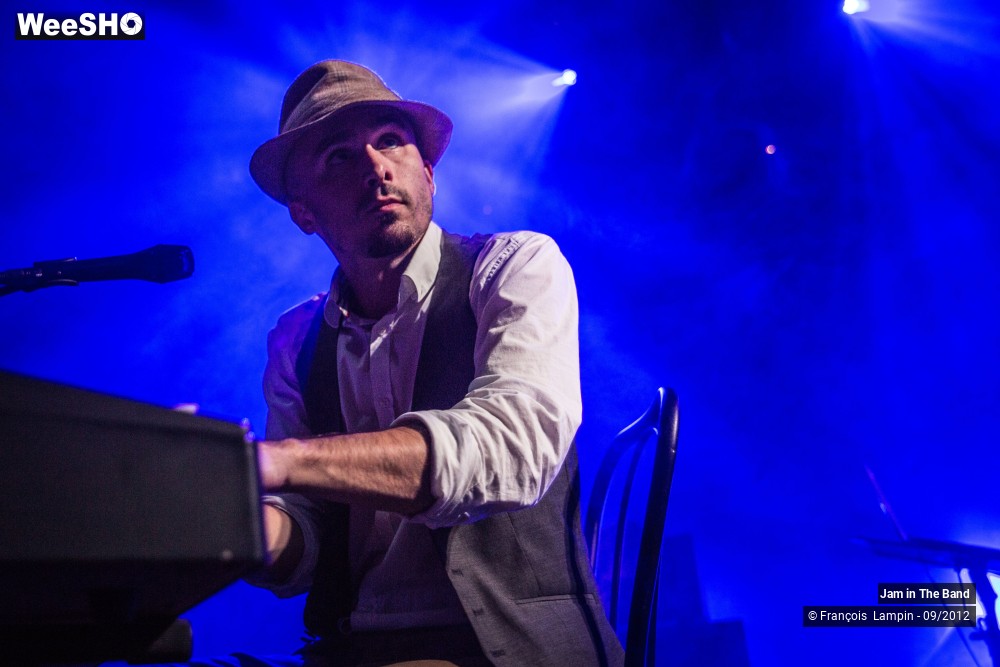 13/35 photos du spectacle Jam In The Band
