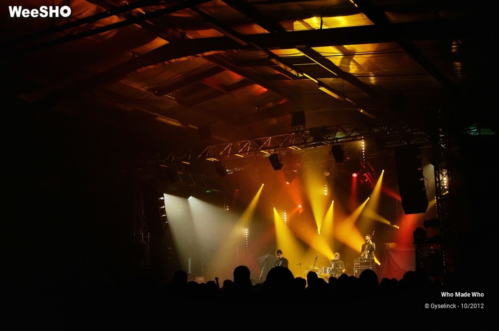 4/25 photos du spectacle Who made Who 