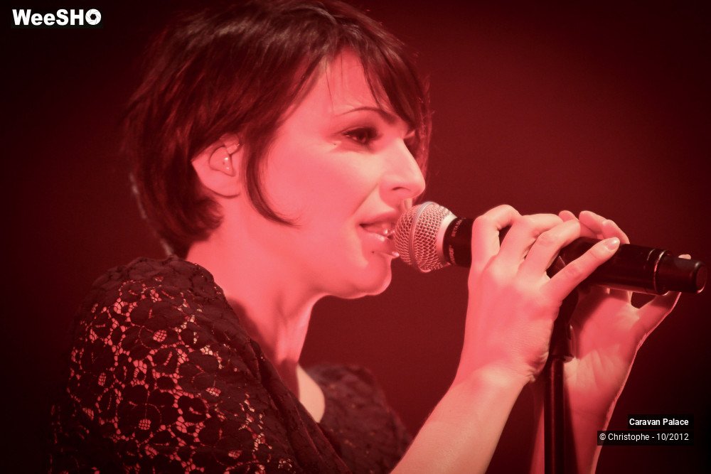 9/44 photos du spectacle Caravan Palace