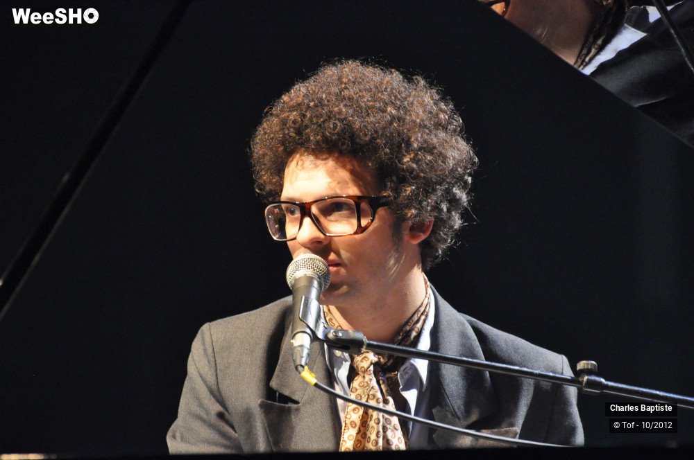 2/33 photos du spectacle Charles Baptiste