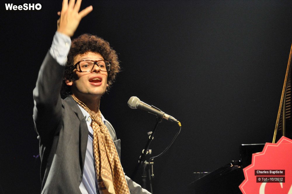 6/33 photos du spectacle Charles Baptiste
