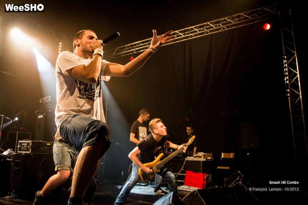 22/38 photos du spectacle Smash Hit Combo