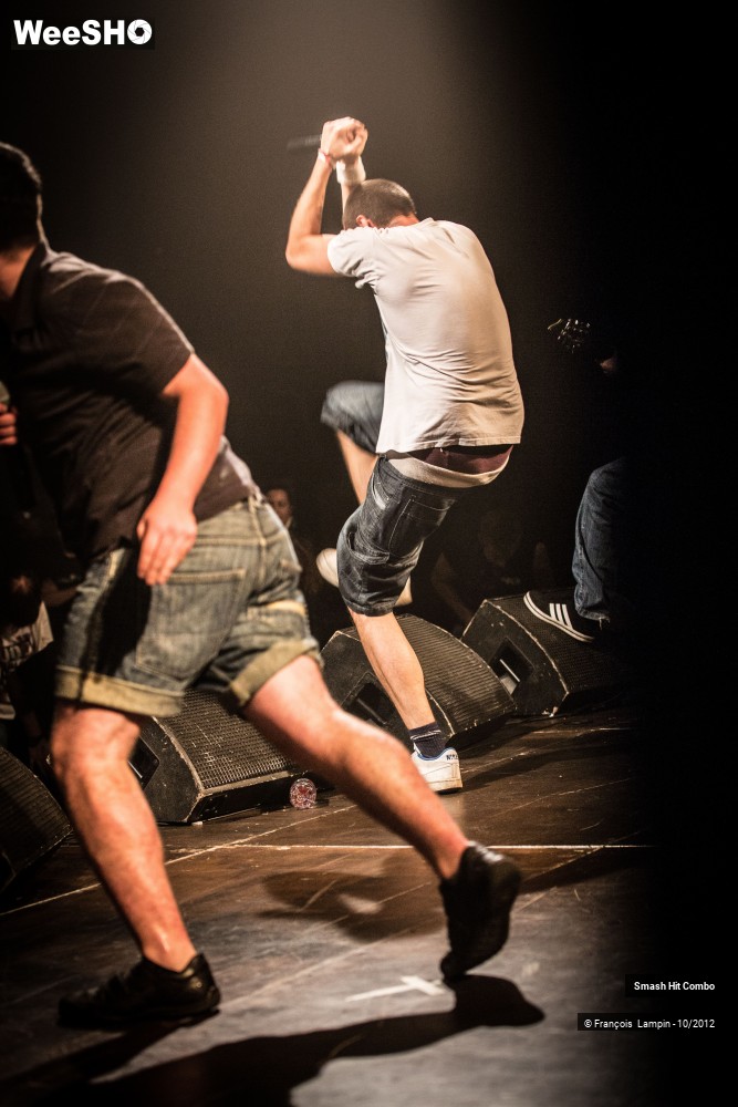 32/38 photos du spectacle Smash Hit Combo