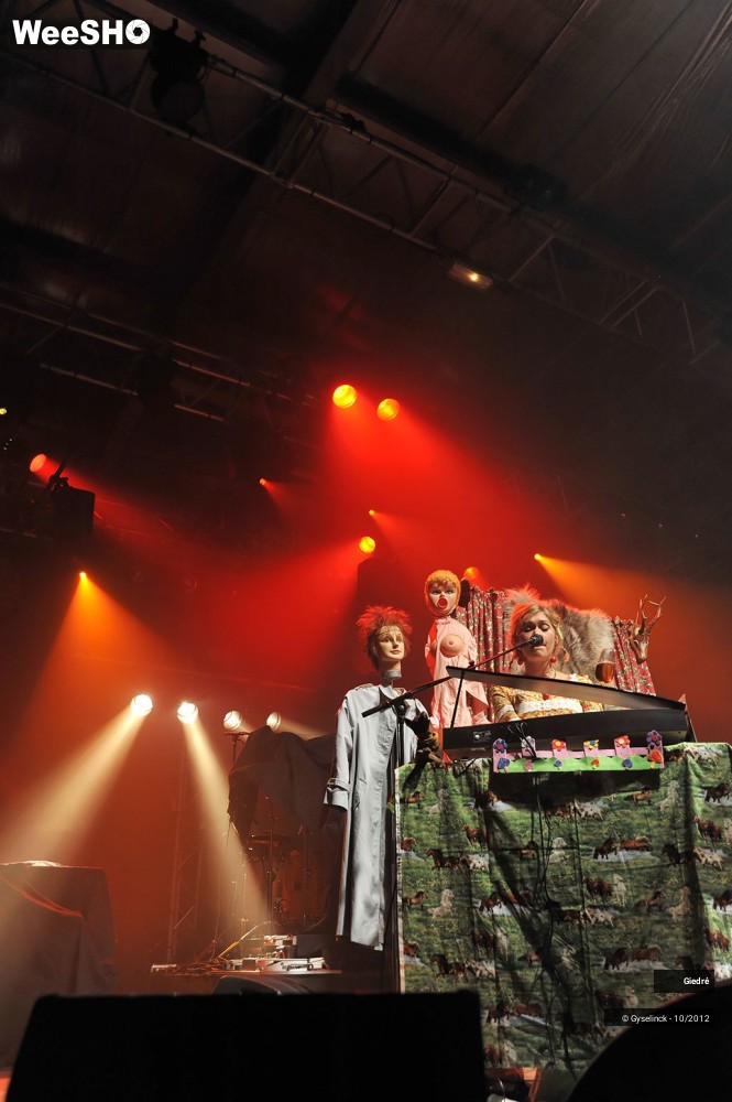 8/24 photos du spectacle Giédré