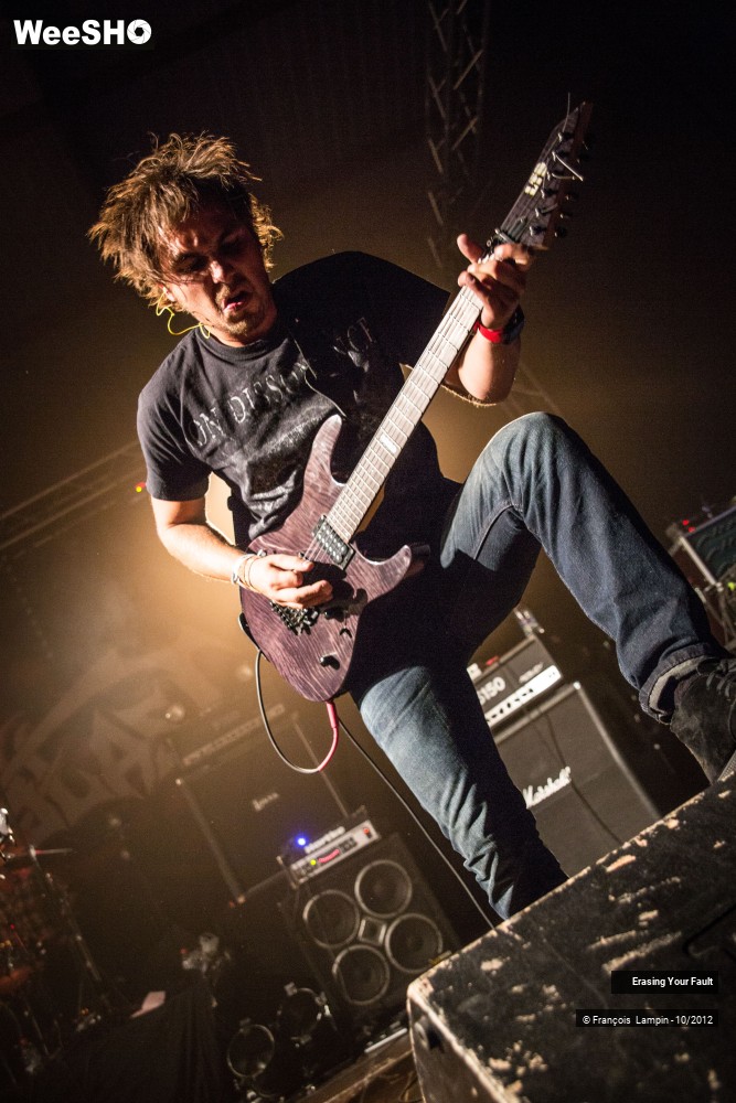 19/26 photos du spectacle Erasing Your Fault