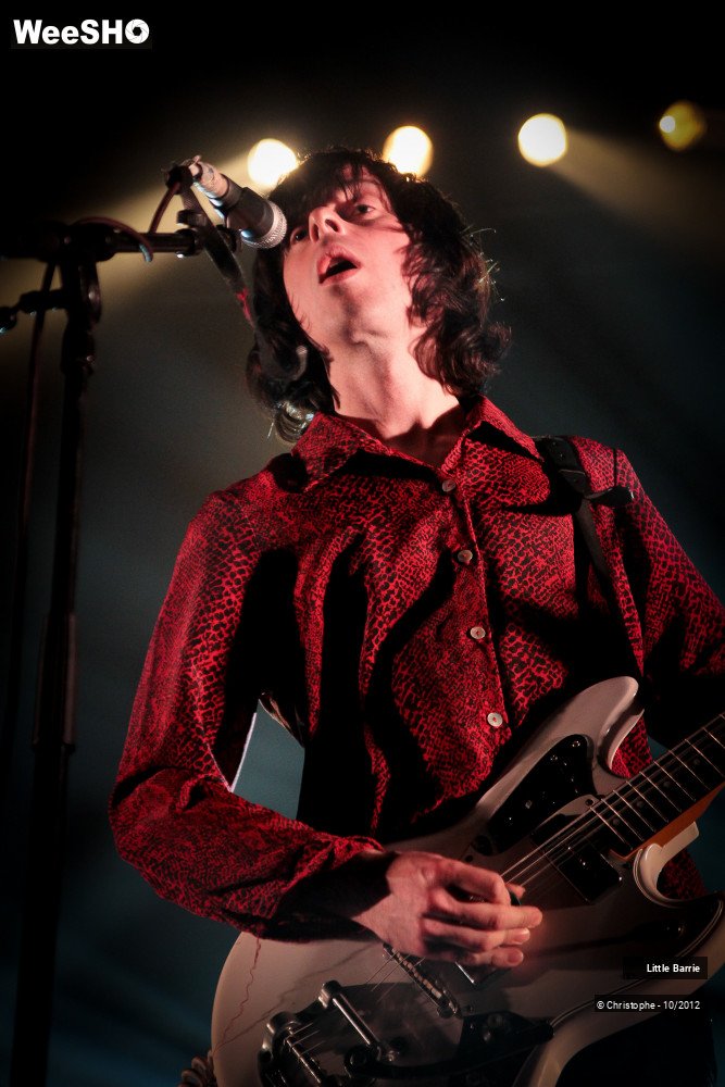 17/36 photos du spectacle Little Barrie