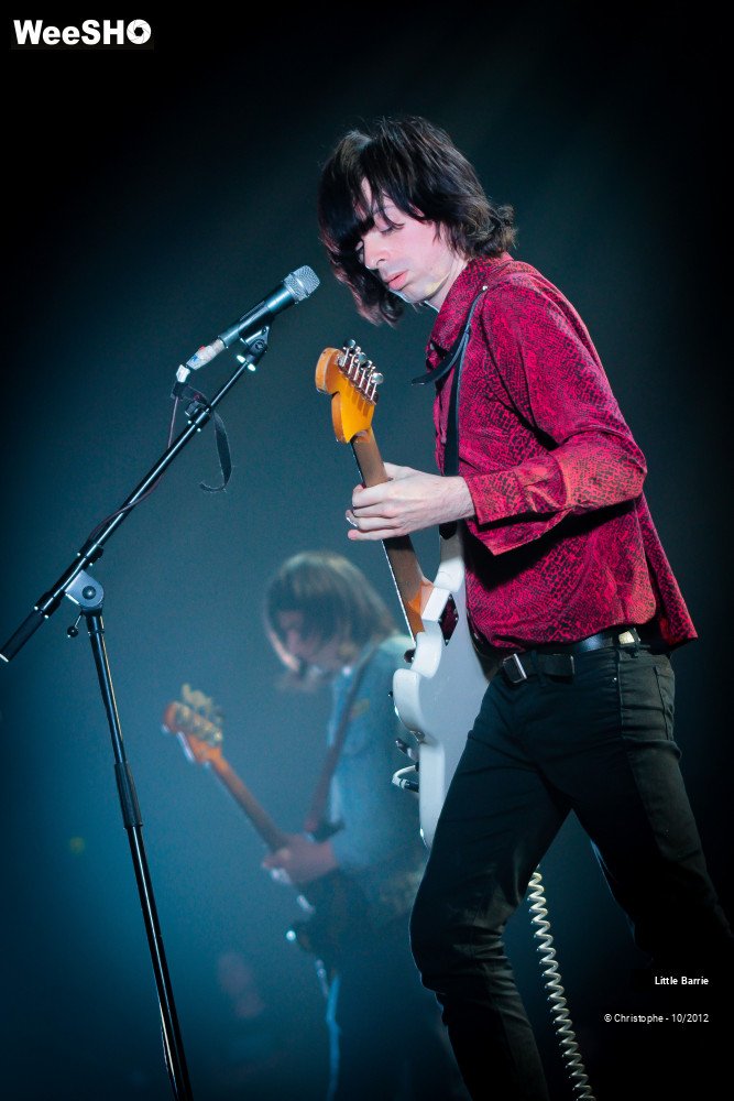 22/36 photos du spectacle Little Barrie