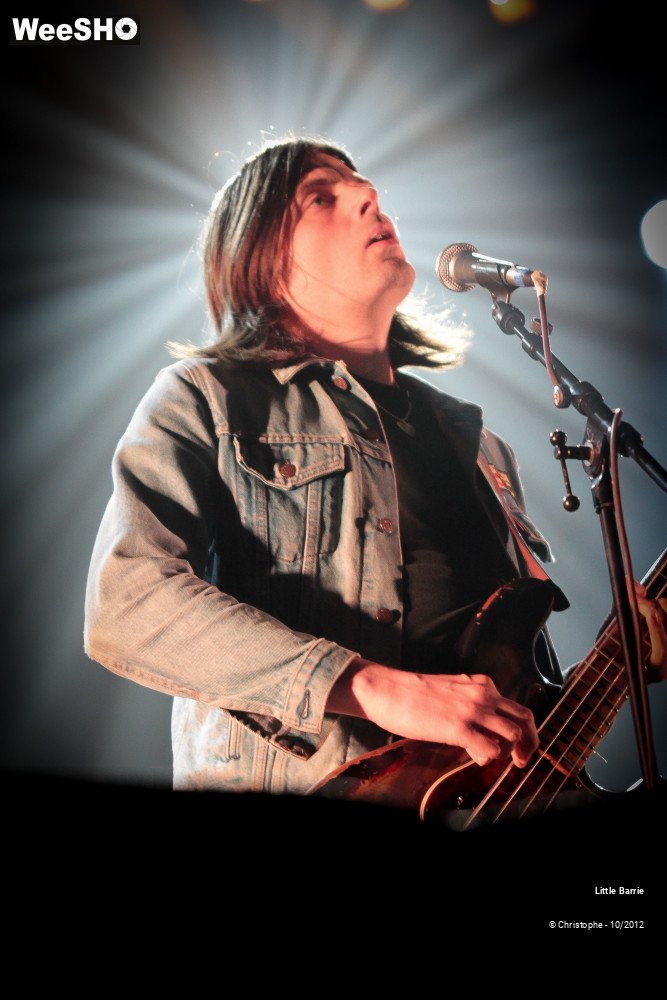 28/36 photos du spectacle Little Barrie