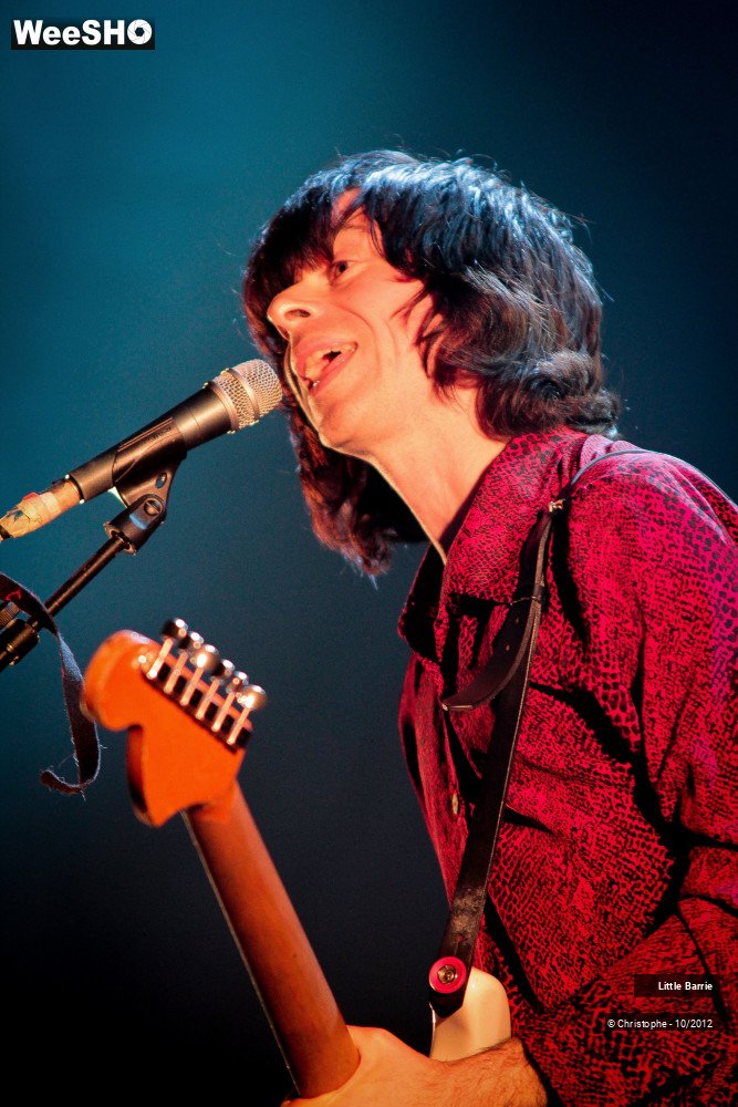 36/36 photos du spectacle Little Barrie