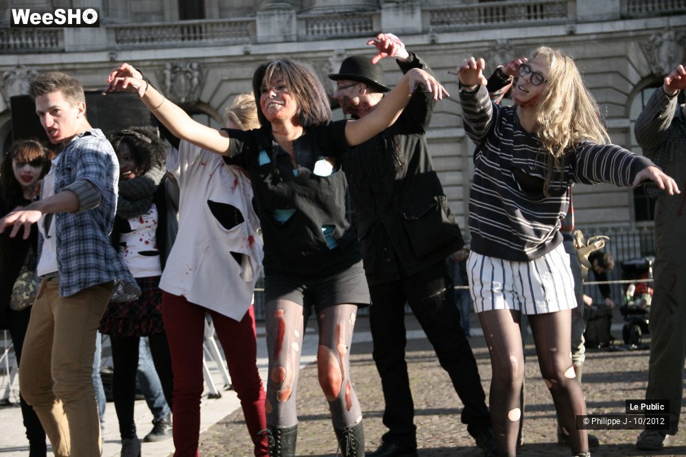 4/49 photos du spectacle Zombie Walk # 1