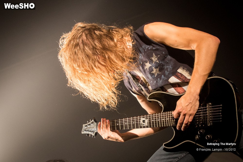 4/50 photos du spectacle Betraying The Martyrs