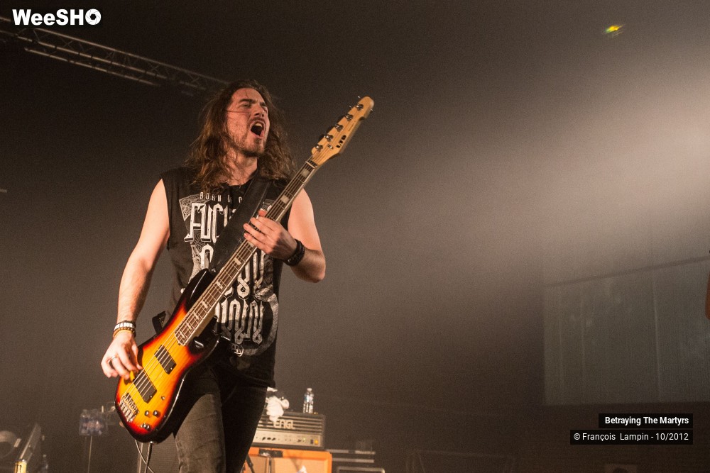 14/50 photos du spectacle Betraying The Martyrs