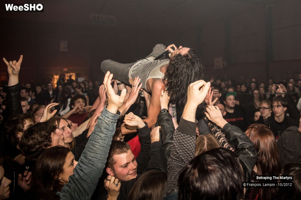16/50 photos du spectacle Betraying The Martyrs