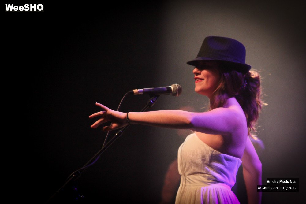 2/35 photos du spectacle Amelie Pieds Nus