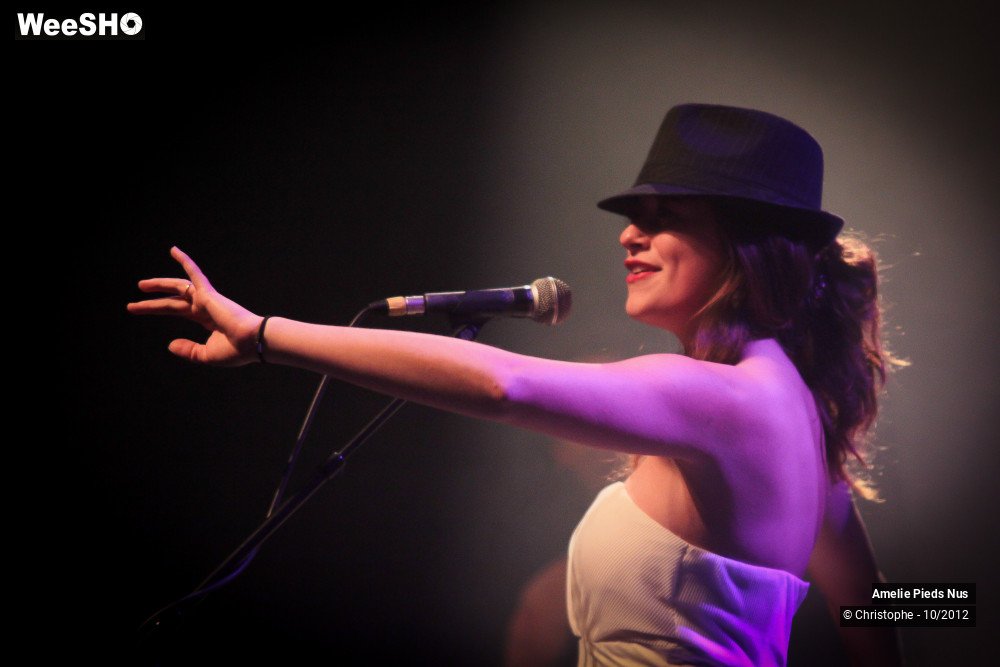 4/35 photos du spectacle Amelie Pieds Nus