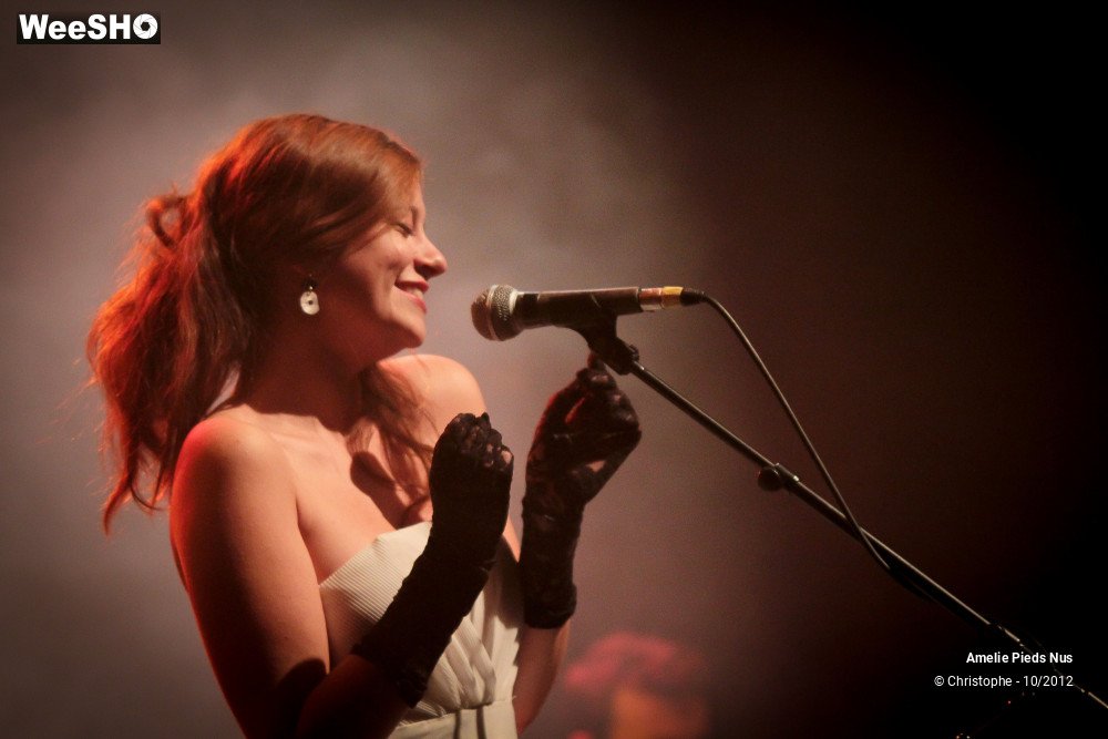 9/35 photos du spectacle Amelie Pieds Nus