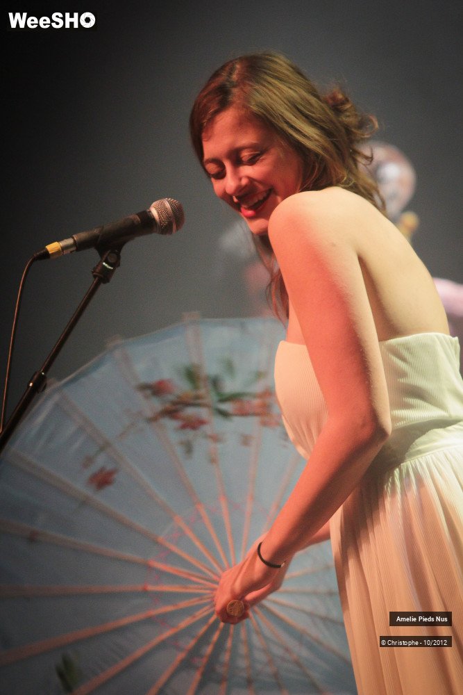 20/35 photos du spectacle Amelie Pieds Nus