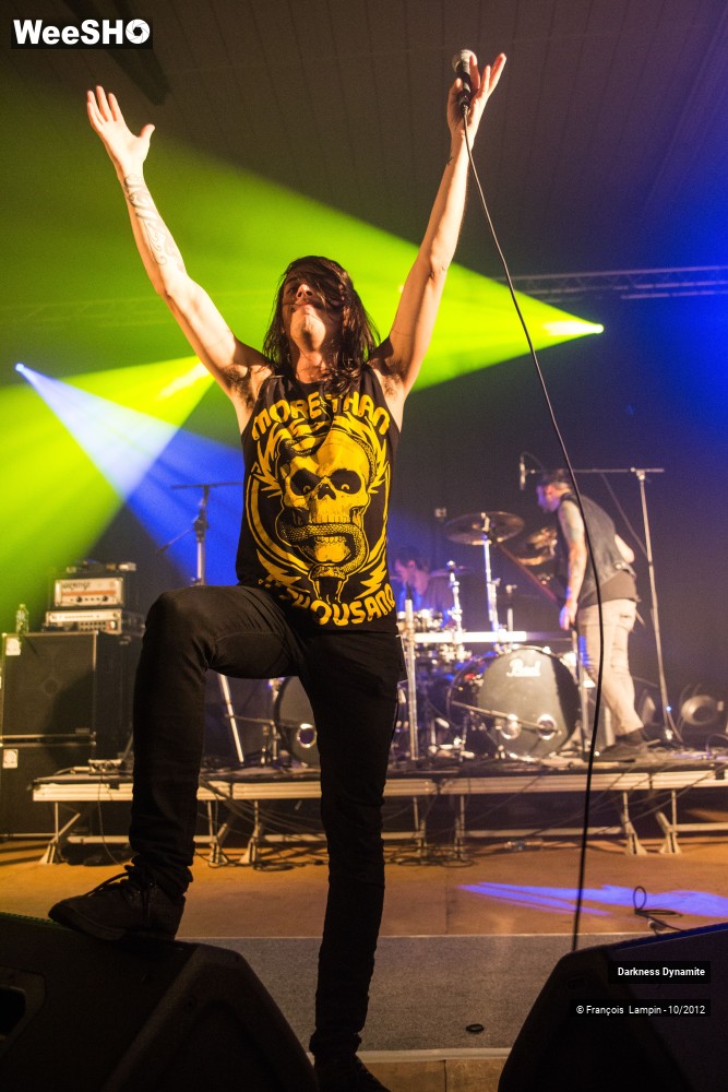 7/37 photos du spectacle Darkness Dynamite
