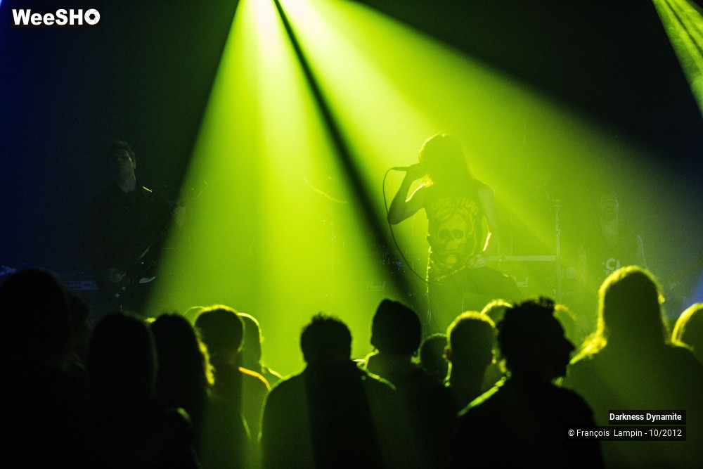 30/37 photos du spectacle Darkness Dynamite